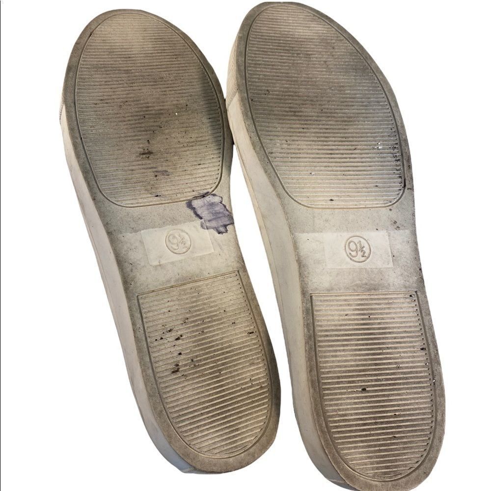 Universal Thread Slide Sneakers Black Perforated - Picture 7 of 7